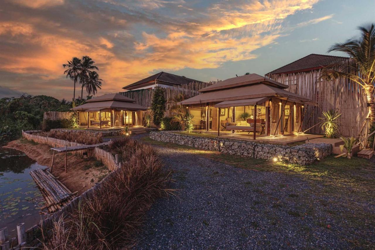 Aladdin Luxury Camp Phuket Hotell Exteriör bild