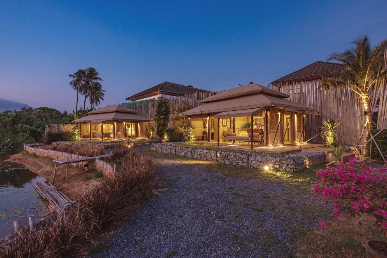 Aladdin Luxury Camp Phuket Hotell Exteriör bild